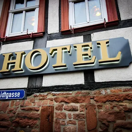 Hotel Und Restaurant Zum Loewen 3*