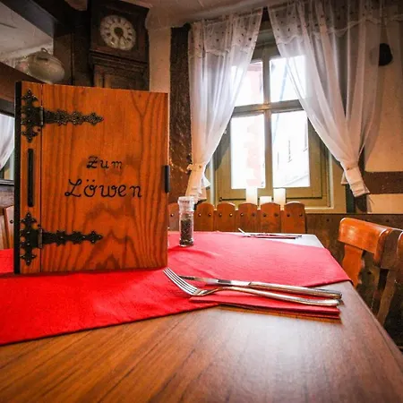 Und Restaurant Zum Loewen Hotel