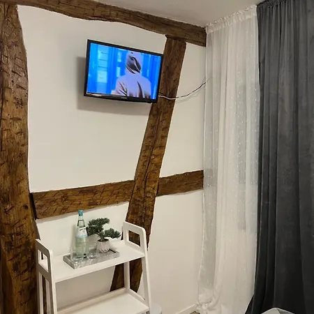 Und Restaurant Zum Loewen فندق 3*